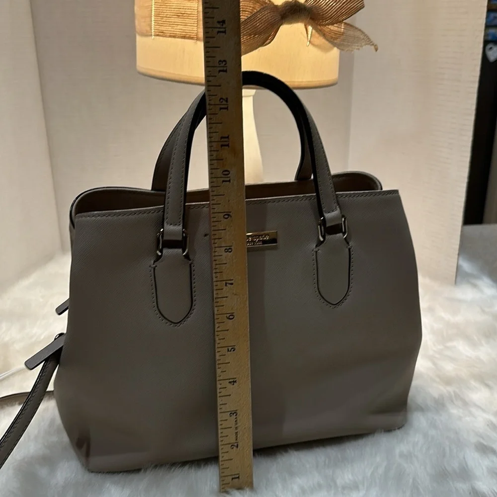 Kate spade grey w/ pink undertones 2 way purse